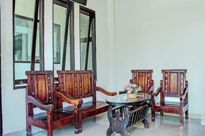 Imagen de los interiores del Hotel OYO 91720 Yotowawa. Foto 17