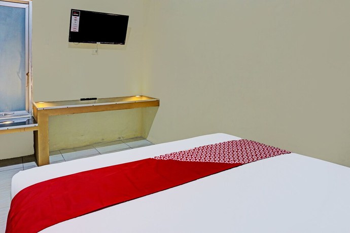 Imagen de la habitación del Hotel OYO 91825 Ayu Lestari Homestay. Foto 7