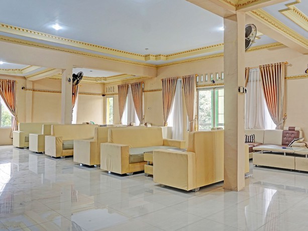 Imagen de los interiores del Hotel OYO 91825 Ayu Lestari Homestay. Foto 17