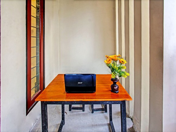 Imagen de los interiores del Hotel OYO 91845 V_ar House Near Pantai Tanjung Bias. Foto 14