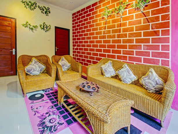 Imagen de los interiores del Hotel OYO 91845 V_ar House Near Pantai Tanjung Bias. Foto 19