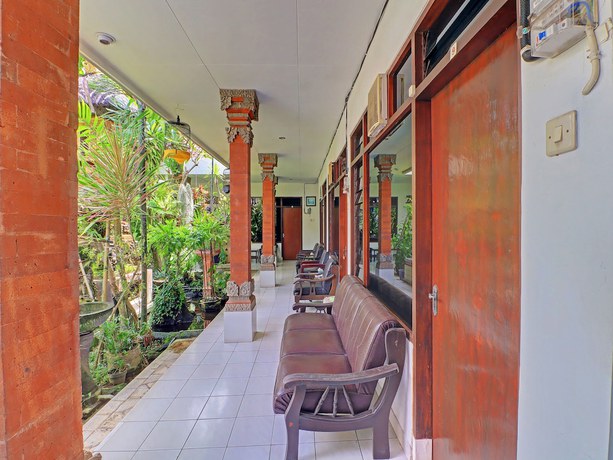 Imagen de los interiores del Hotel OYO 91971 Puri Sokasati. Foto 20
