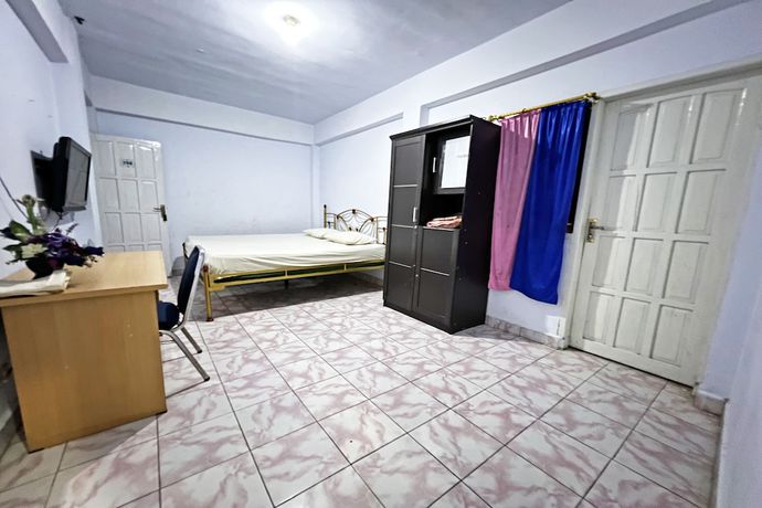 Imagen de la habitación del Hotel OYO 92002 Wisma Samudra. Foto 5