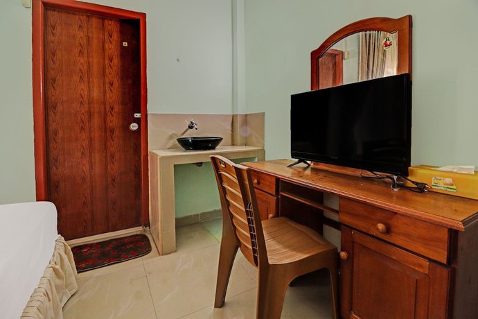 Imagen de la habitación del Hotel OYO 92069 Rafa Kost. Foto 4