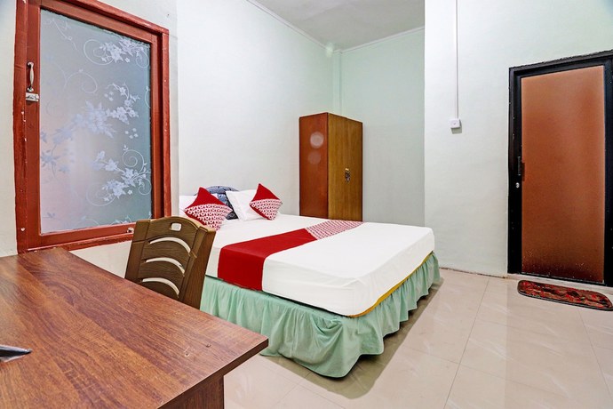 Imagen de la habitación del Hotel OYO 92069 Rafa Kost. Foto 5