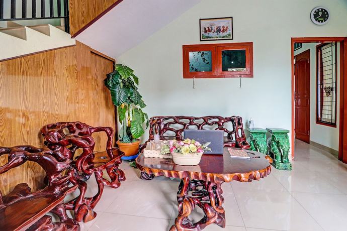 Imagen de los interiores del Hotel OYO 92069 Rafa Kost. Foto 19