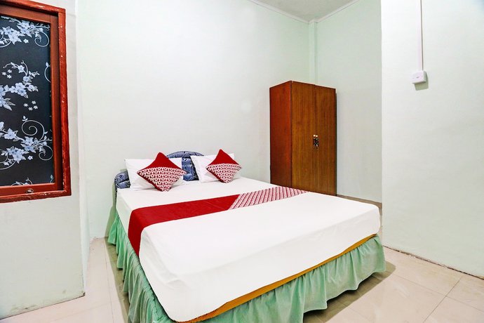 Imagen de la habitación del Hotel OYO 92069 Rafa Kost. Foto 12