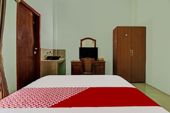 Imagen de la habitación del Hotel OYO 92069 Rafa Kost. Foto 13