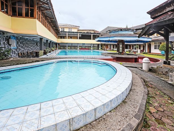 Imagen de la piscina del Hotel OYO 92088 171 Inn. Foto 19