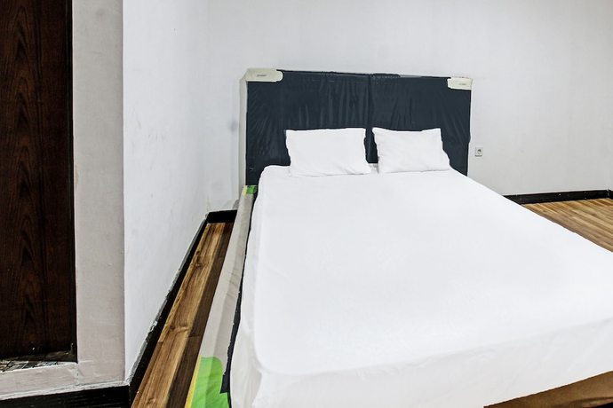 Imagen de la habitación del Hotel OYO 92090 Panorama Rinjani Lodge. Foto 4