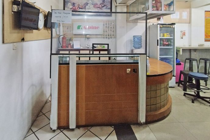 Imagen de los interiores del Hotel OYO 92157 Benteng Kost. Foto 16