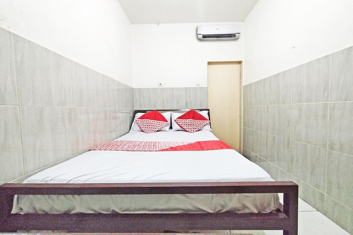 Imagen de la habitación del Hotel OYO 92157 Benteng Kost. Foto 3
