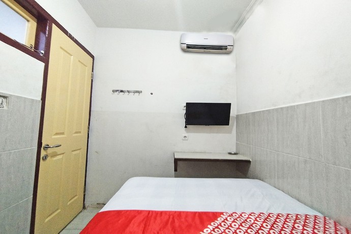 Imagen de la habitación del Hotel OYO 92157 Benteng Kost. Foto 8
