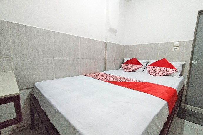 Imagen de la habitación del Hotel OYO 92157 Benteng Kost. Foto 10