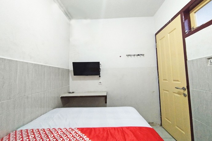 Imagen de la habitación del Hotel OYO 92157 Benteng Kost. Foto 11