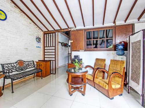 Imagen de los interiores del Hotel OYO 92201 Nayo Homestay Syariah. Foto 8