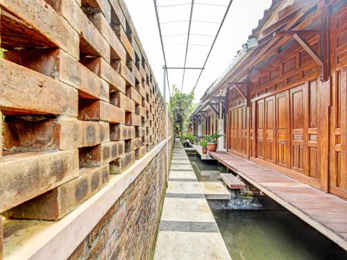 Imagen de los interiores del Hotel OYO 92201 Nayo Homestay Syariah. Foto 9