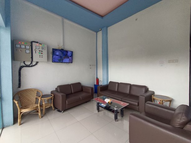 Imagen de los interiores del Hotel OYO 92207 Koperasi. Foto 15