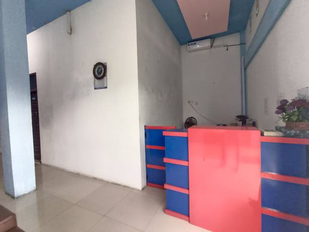 Imagen de los interiores del Hotel OYO 92207 Koperasi. Foto 16