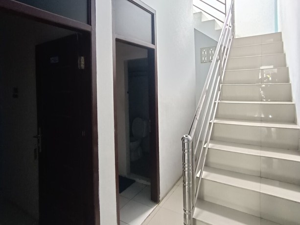 Imagen de los interiores del Hotel OYO 92207 Koperasi. Foto 20