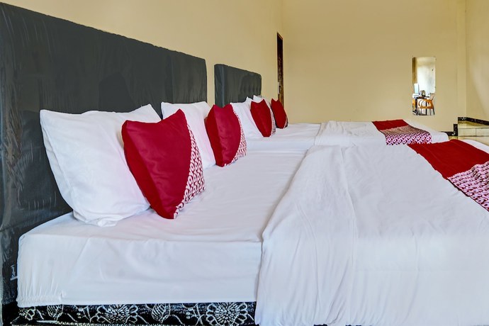 Imagen de la habitación del Hotel OYO 92217 Artana Bed and Breakfast. Foto 11