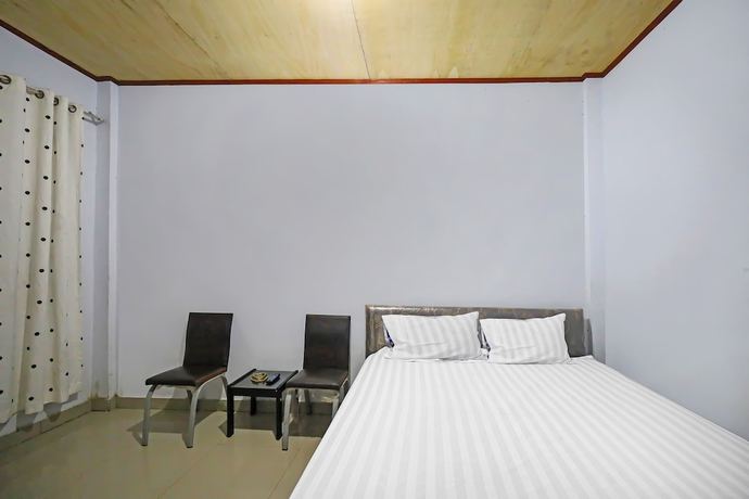 Imagen de la habitación del Hotel OYO 92230 Penginapan Metro Parepare. Foto 4