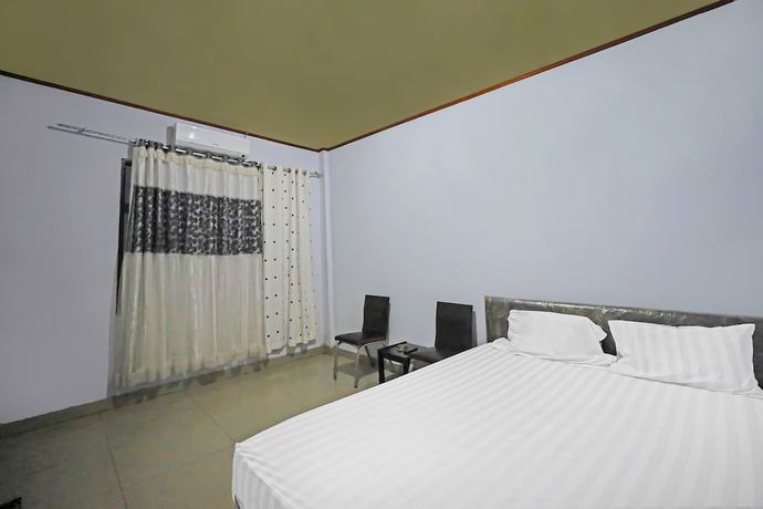 Imagen de la habitación del Hotel OYO 92230 Penginapan Metro Parepare. Foto 11