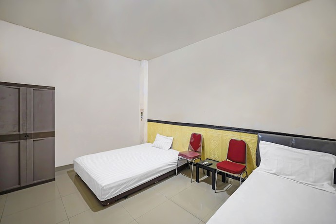 Imagen de la habitación del Hotel OYO 92230 Penginapan Metro Parepare. Foto 12