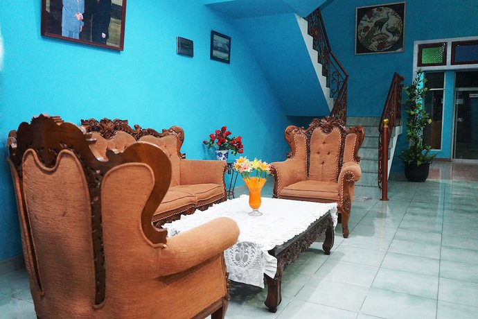 Imagen de los interiores del Hotel OYO 923 Penginapan Balai Sultan Syariah. Foto 14