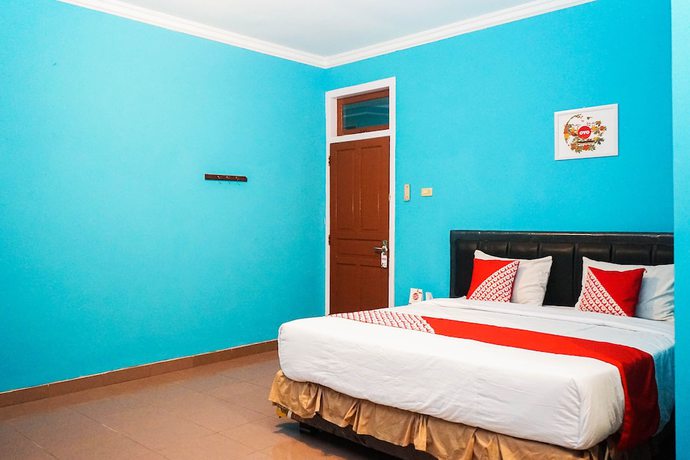 Imagen de la habitación del Hotel OYO 923 Penginapan Balai Sultan Syariah. Foto 7