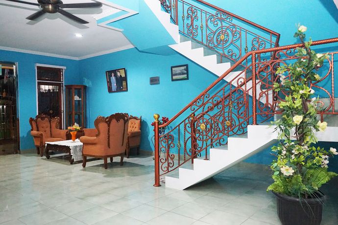 Imagen de los interiores del Hotel OYO 923 Penginapan Balai Sultan Syariah. Foto 16