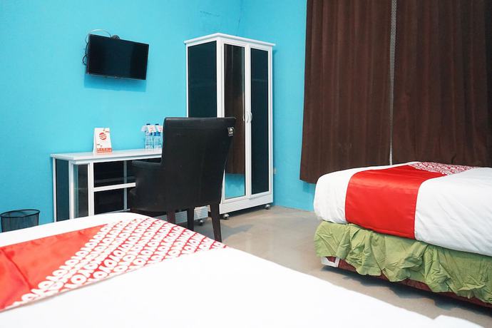 Imagen de la habitación del Hotel OYO 923 Penginapan Balai Sultan Syariah. Foto 12