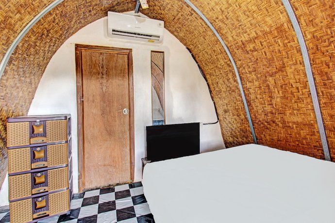 Imagen de la habitación del Hotel OYO 92354 Samalas Syariah Homestay. Foto 5