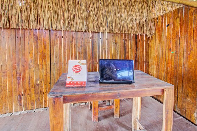 Imagen de los interiores del Hotel OYO 92354 Samalas Syariah Homestay. Foto 20