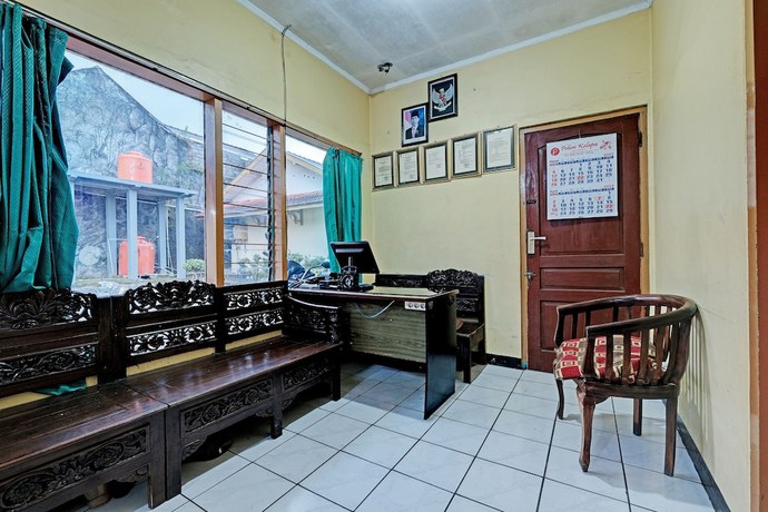 Imagen de los interiores del Hotel OYO 92406 Renata 1. Foto 14