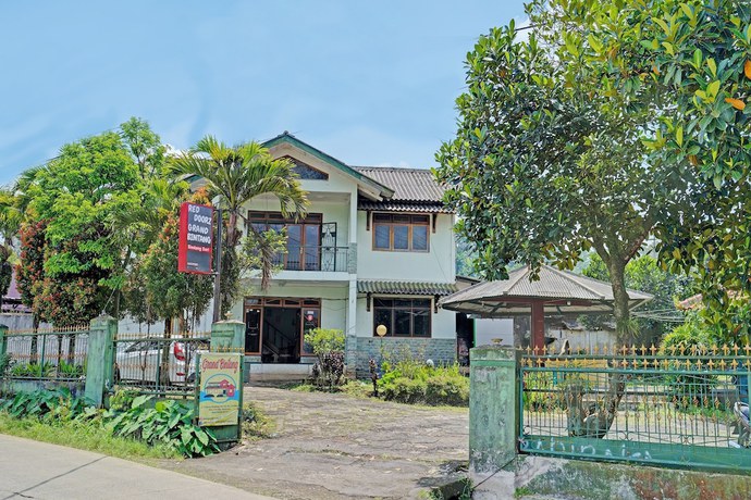 Imagen general del Hotel OYO 92431 Grand Bintang Guest House. Foto 2