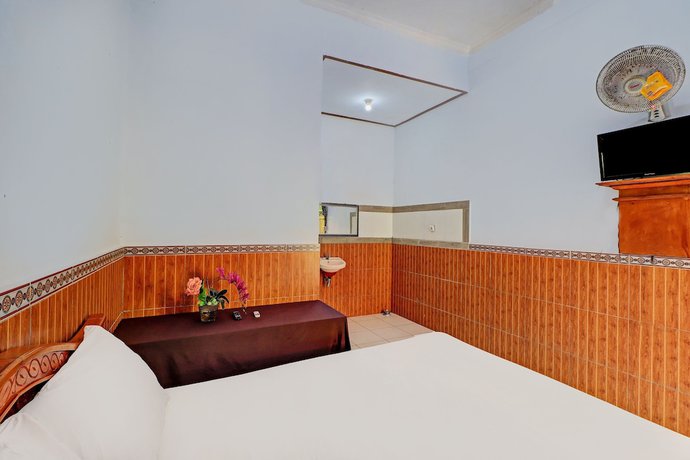 Imagen de la habitación del Hotel OYO 92438 Nugraha Stay Near Sangeh Monkey Forest. Foto 8