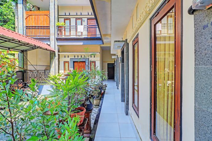 Imagen de los interiores del Hotel OYO 92438 Nugraha Stay Near Sangeh Monkey Forest. Foto 15