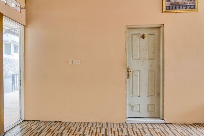 Imagen de los interiores del Hotel OYO 92459 Cahyo Kost 2. Foto 15