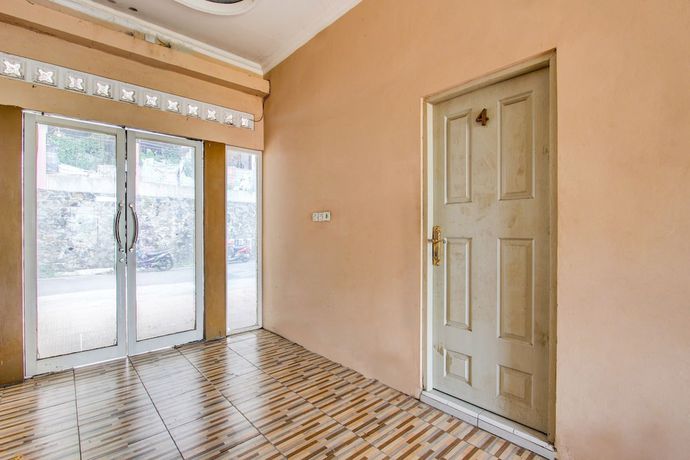 Imagen de los interiores del Hotel OYO 92459 Cahyo Kost 2. Foto 19
