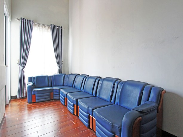 Imagen de los interiores del Hotel OYO 92479 Pasadena House. Foto 13