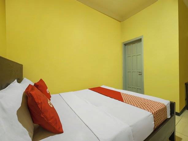 Imagen de la habitación del Hotel OYO 92483 Kirana. Foto 14