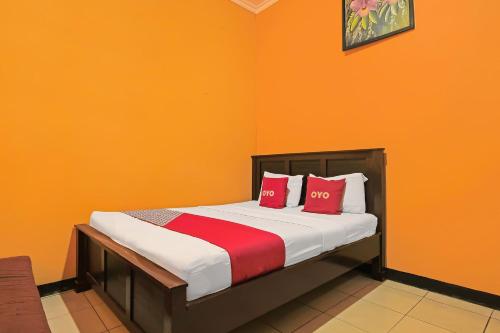 Imagen de la habitación del Hotel OYO 92486 Permata 3, Jagalan. Foto 19