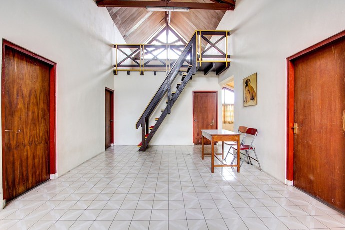 Imagen de los interiores del Hotel OYO 92505 Asta Guesthouse. Foto 15