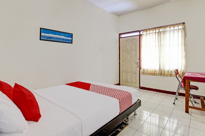 Imagen de la habitación del Hotel OYO 92505 Asta Guesthouse. Foto 6