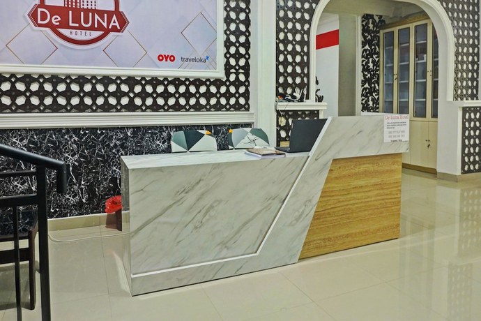 Imagen de los interiores del Hotel OYO 92518 De Luna. Foto 12