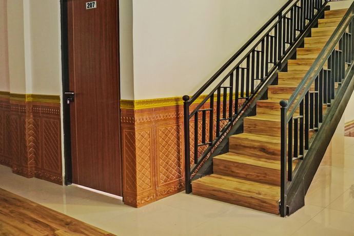 Imagen de los interiores del Hotel OYO 92518 De Luna. Foto 20