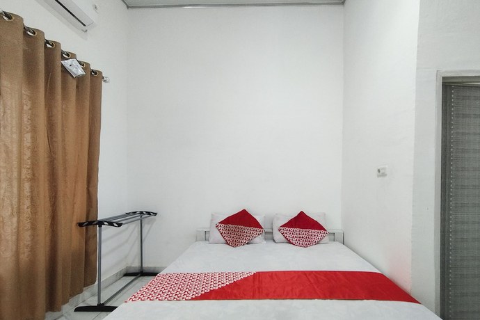 Imagen de la habitación del Hotel OYO 92522 Gle Kost Syariah. Foto 3