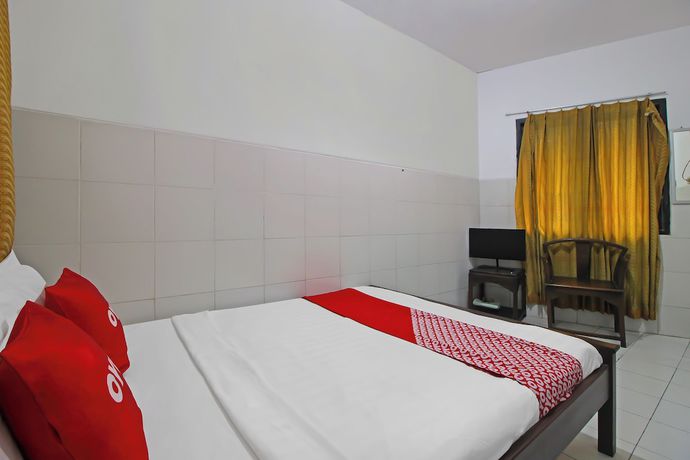 Imagen de la habitación del Hotel OYO 92533 Harjuna Guest House. Foto 10