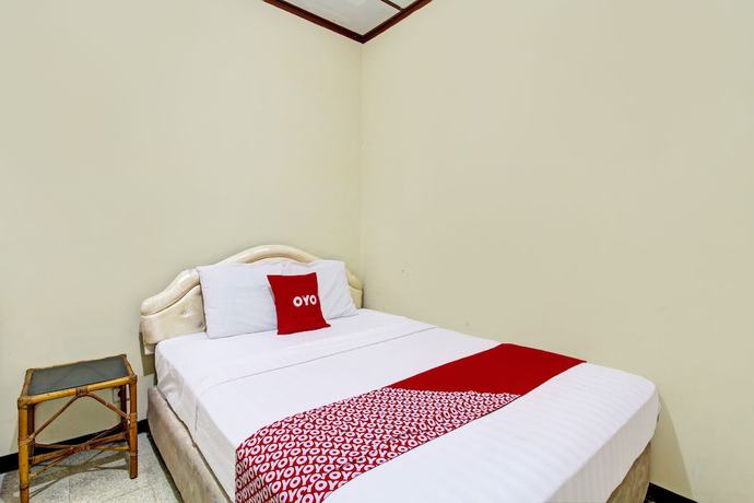 Imagen de la habitación del Hotel OYO 92534 Fajar Indah Guest House. Foto 7